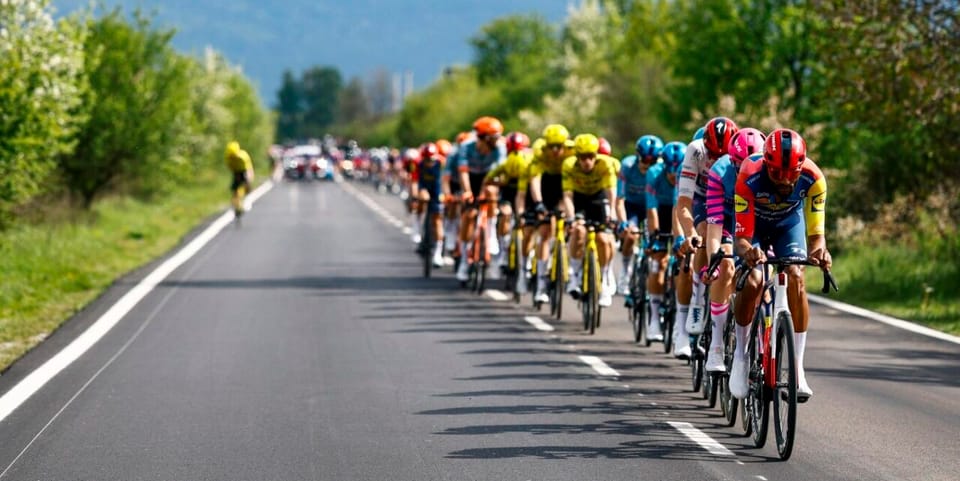 UCI отримав 54 пропозиції: велоспорт хоче змінитися. Але чи дозволять?